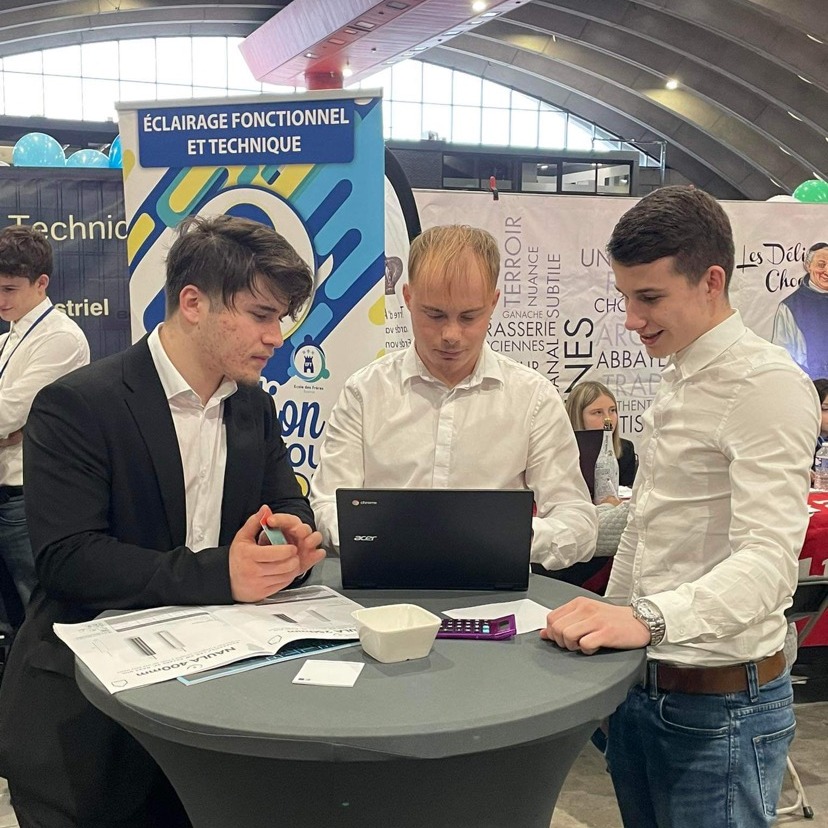 EFT, Entreprise virtuelle de l'école des frères à la foire Belfair